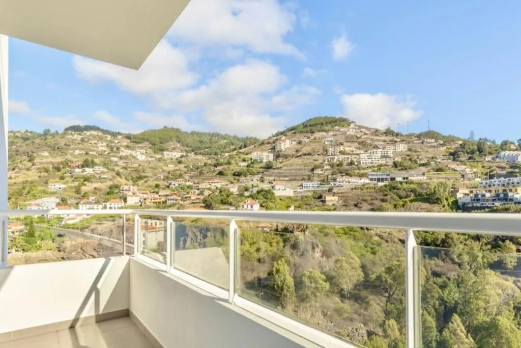 Lux Girassol - Two Bedroom Apartment Canico  0*, Canico (Madeira) Portugal